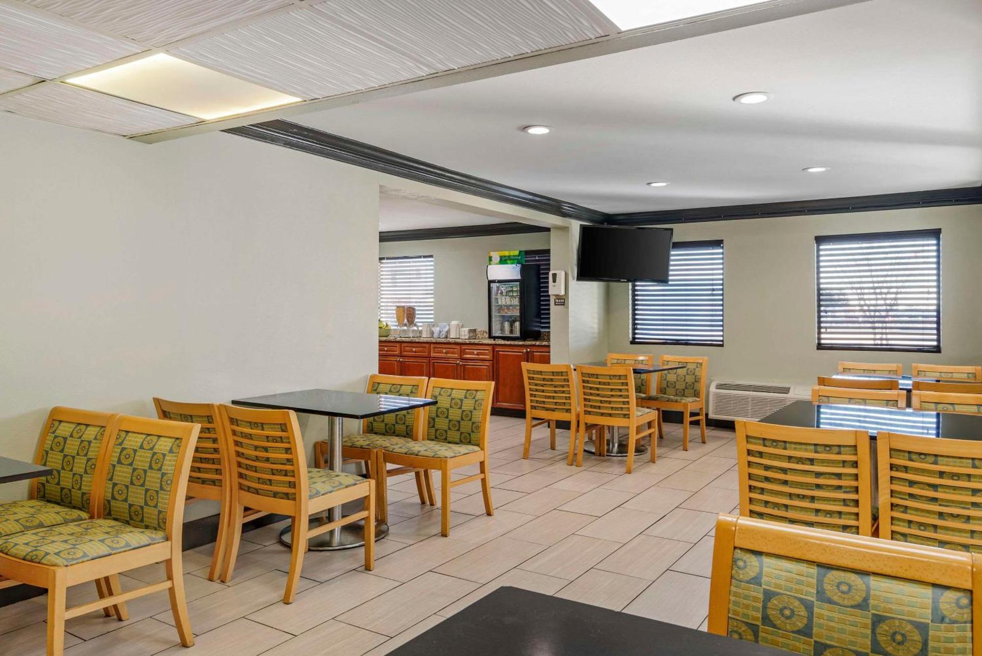 Quality Inn & Suites Morrow Atlanta South Luaran gambar