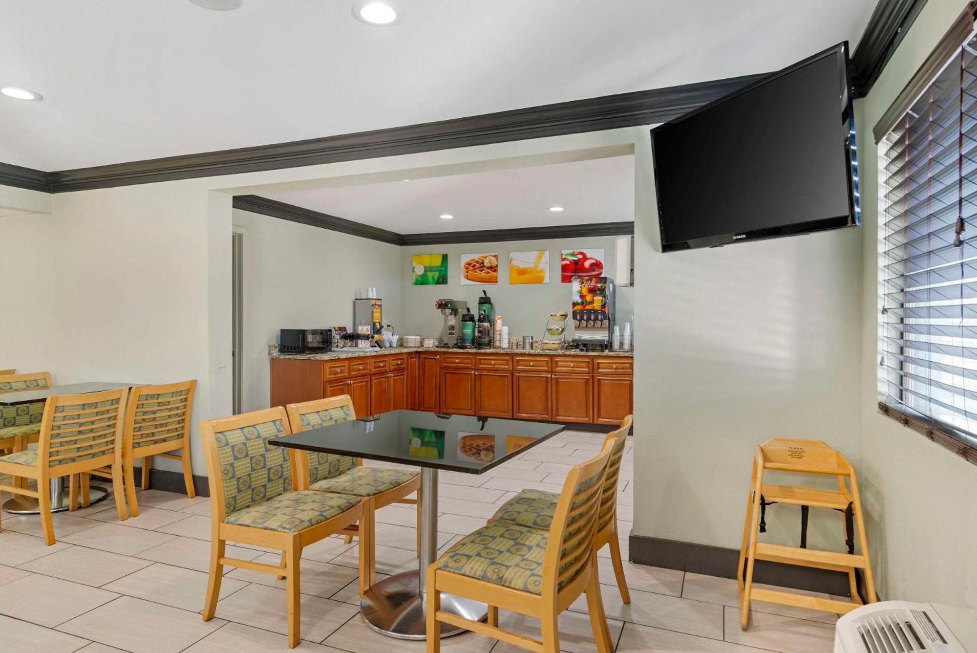 Quality Inn & Suites Morrow Atlanta South Luaran gambar